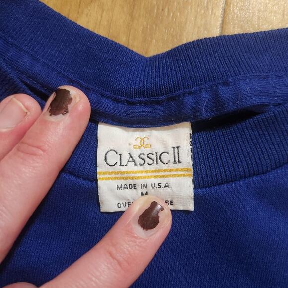 VINTAGE CLASSIC II BLANK NAVY POCKET TSHIRT PREPPY BASIC - Picture 3 of 3